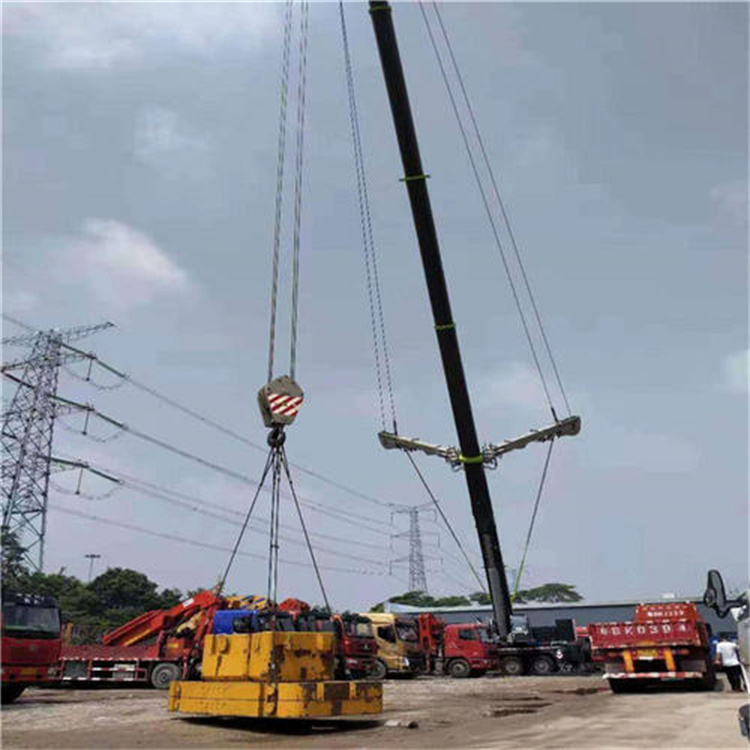 通什镇风电设备吊装
