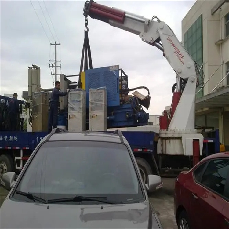 通什镇吊车救援小汽车怎么吊